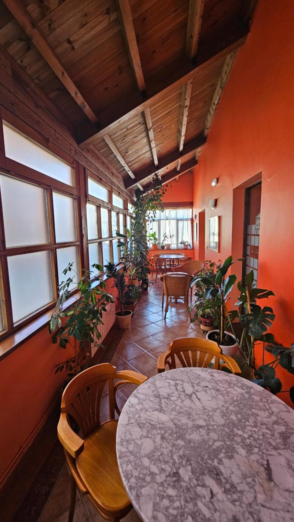 Hostal Albe Carrion De Los Condes Exterior photo