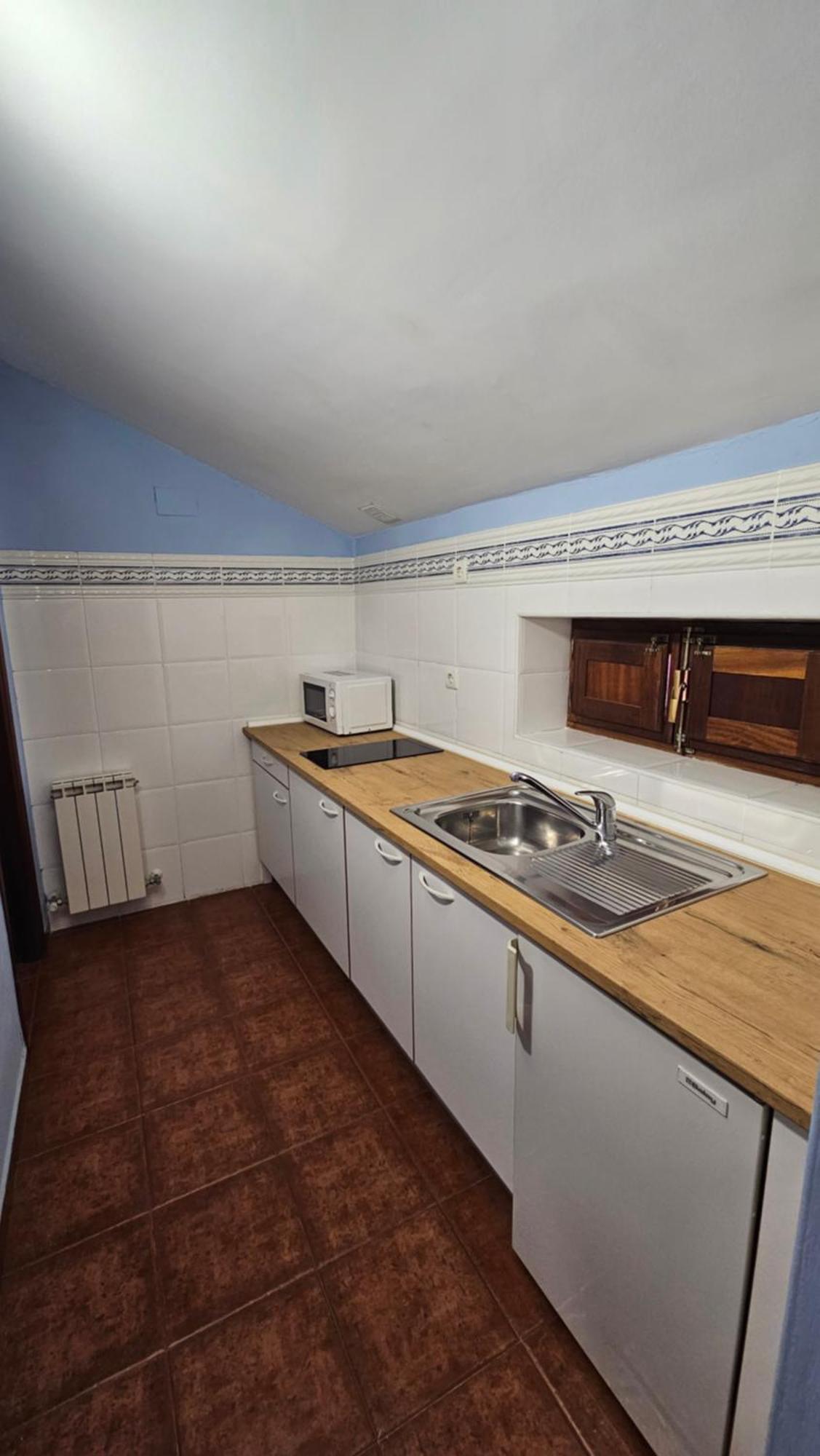 Hostal Albe Carrion De Los Condes Exterior photo